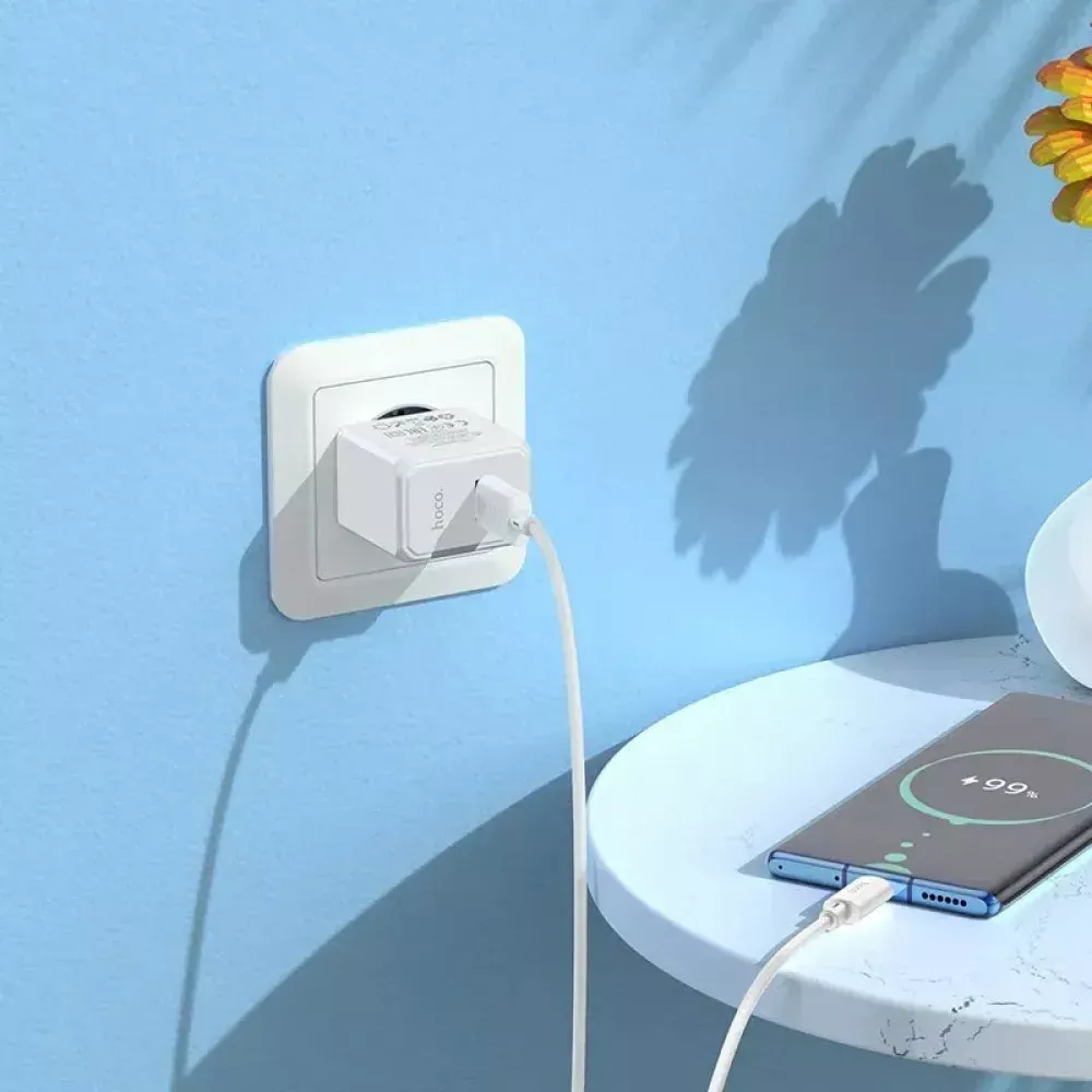 Home Charger 2.1A 1U Hoco CS11A — White — Hoco