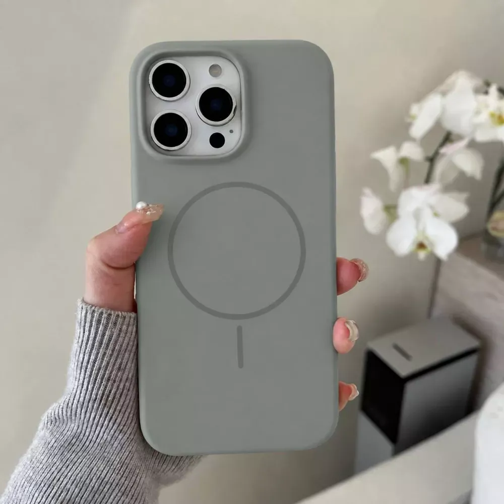 Silicone Case HC with MagSafe — iPhone 14 Pro Max — Light Gray — Apple HQ Apple iPhone 14 Pro Max 6.7"