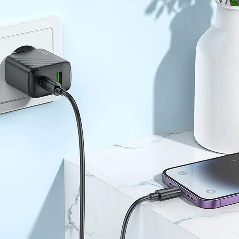 МЗП Hoco CS23A Sunlight PD30W+QC3.0 + кабель Type-C to Lightning Black — фото 4