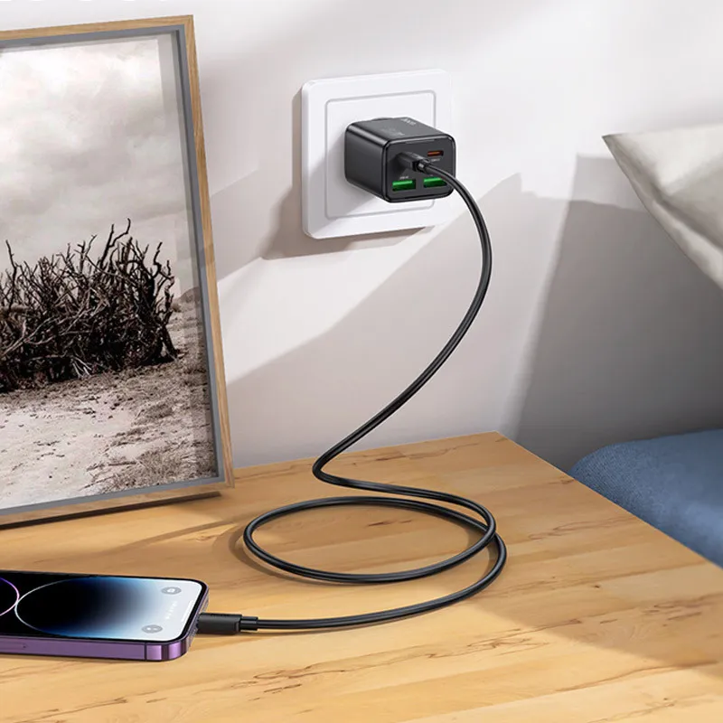 МЗП Hoco N56 Fundador PD30W+QC3.0 + кабель Type-C to Lightning Black — фото 5