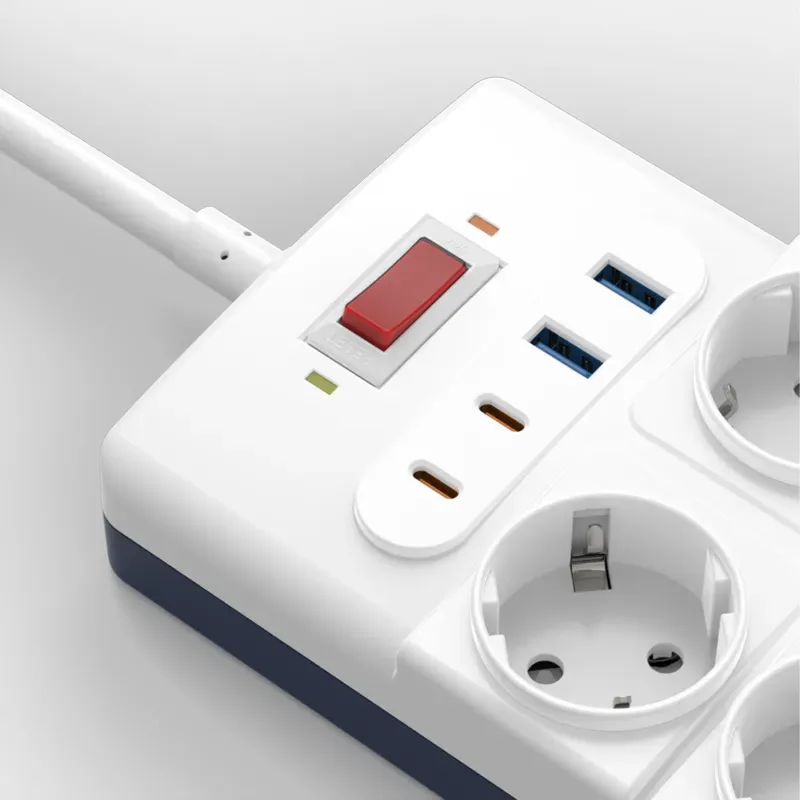 Подовжувач WIWU S008 Power Strip PD20W White — фото 3