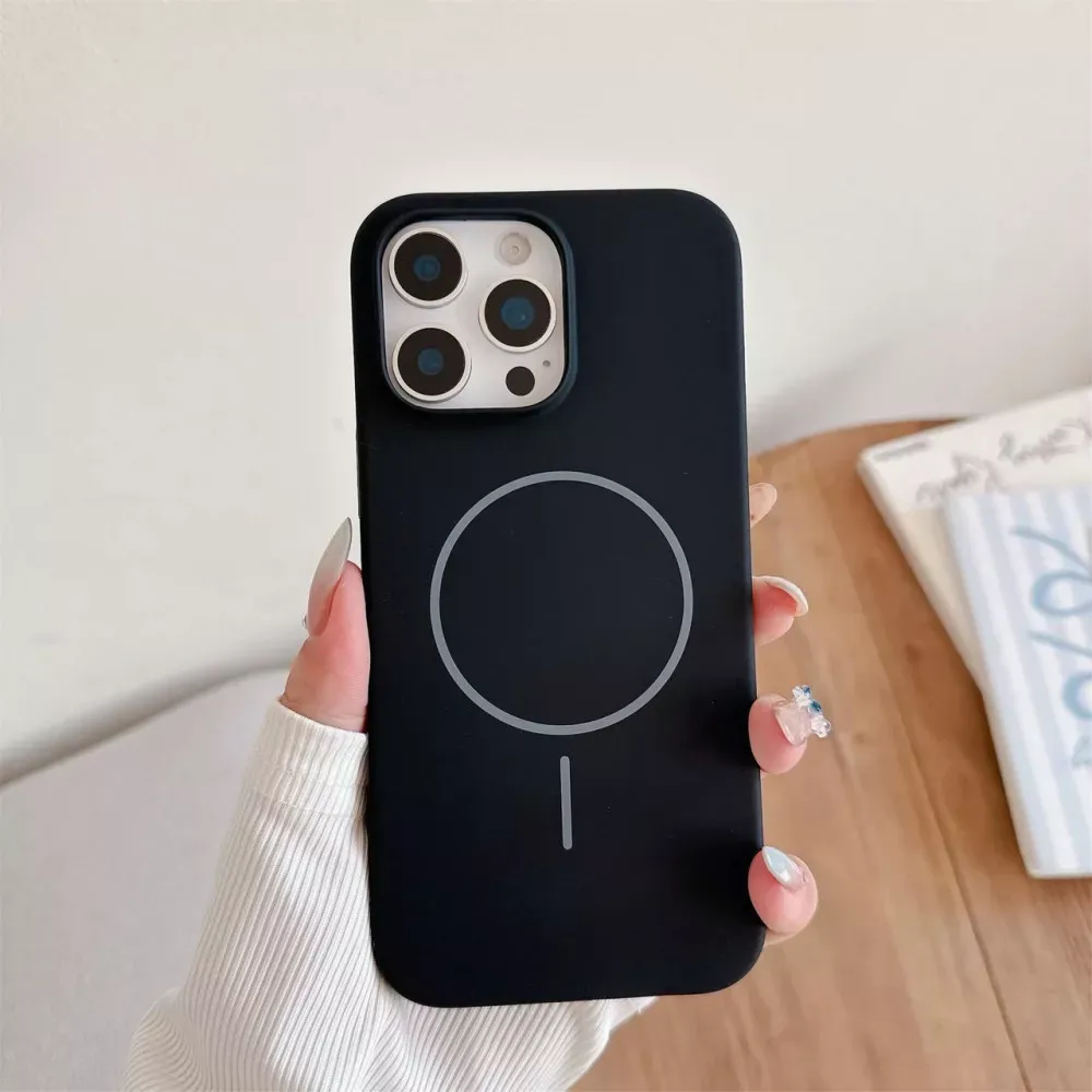 Silicone Case HC with MagSafe — iPhone 12 Pro Max — Black (18) — Apple HQ Apple iPhone 12 Pro Max 6.7"