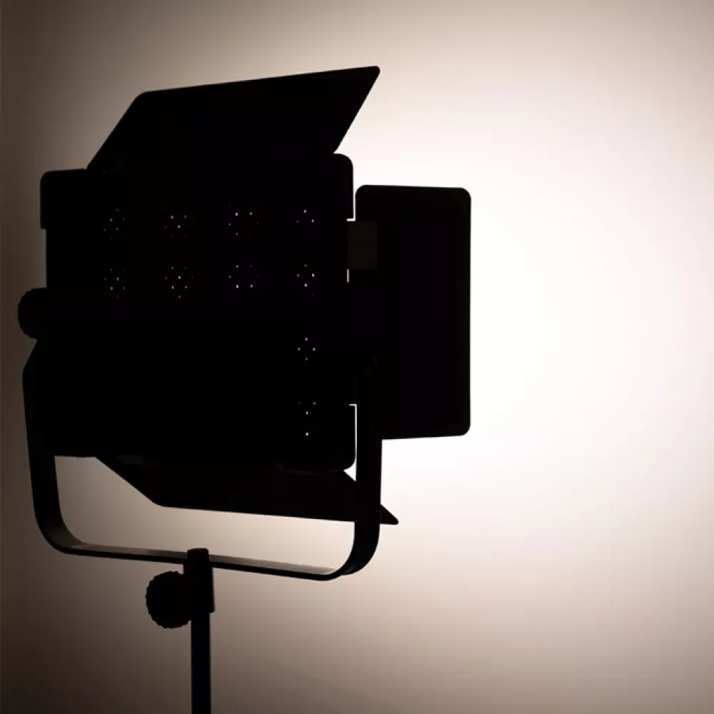 Видеосвет LED — Yongnuo YN9000 (комплект акб+зарядное устройство для акб) - фото 8