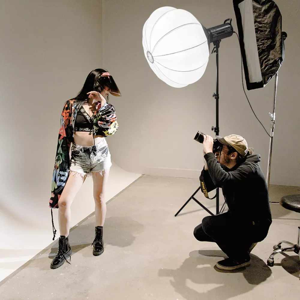 Комплект сферический софтбокс, прожектор, штатив LED LQ-150, 200W (5600k) - фото 5