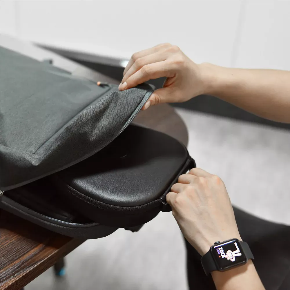 Сумка — WiWU Ultrathin Smart Case for Airpods Max — Black — фото 6